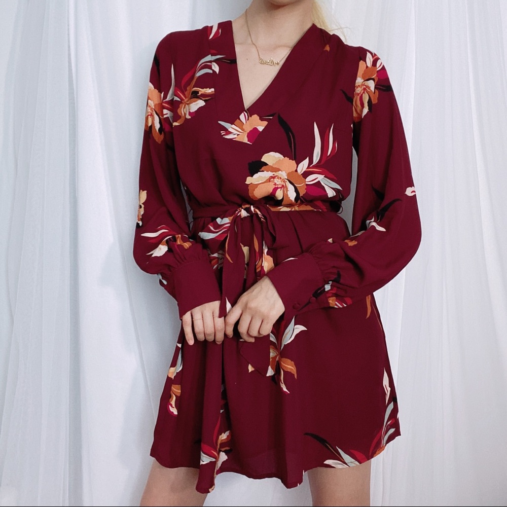 SOLD🎉Plum Floral Wrap Dress Long Sleeve Kimono - Picture 6 of 12